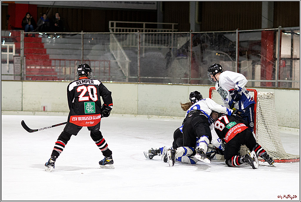 U20- ESV Bergisch Gladbach Realstars-Koenigsborner-JEC Bulldogs 9-3, 12.12.2021